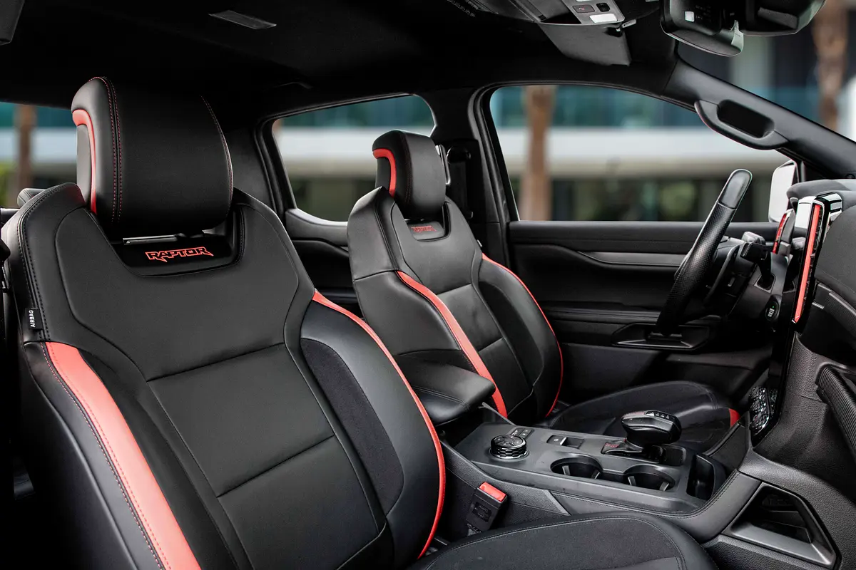 FORD Ranger Raptor 2023 - photo 11 - Import Émirats | International Cars