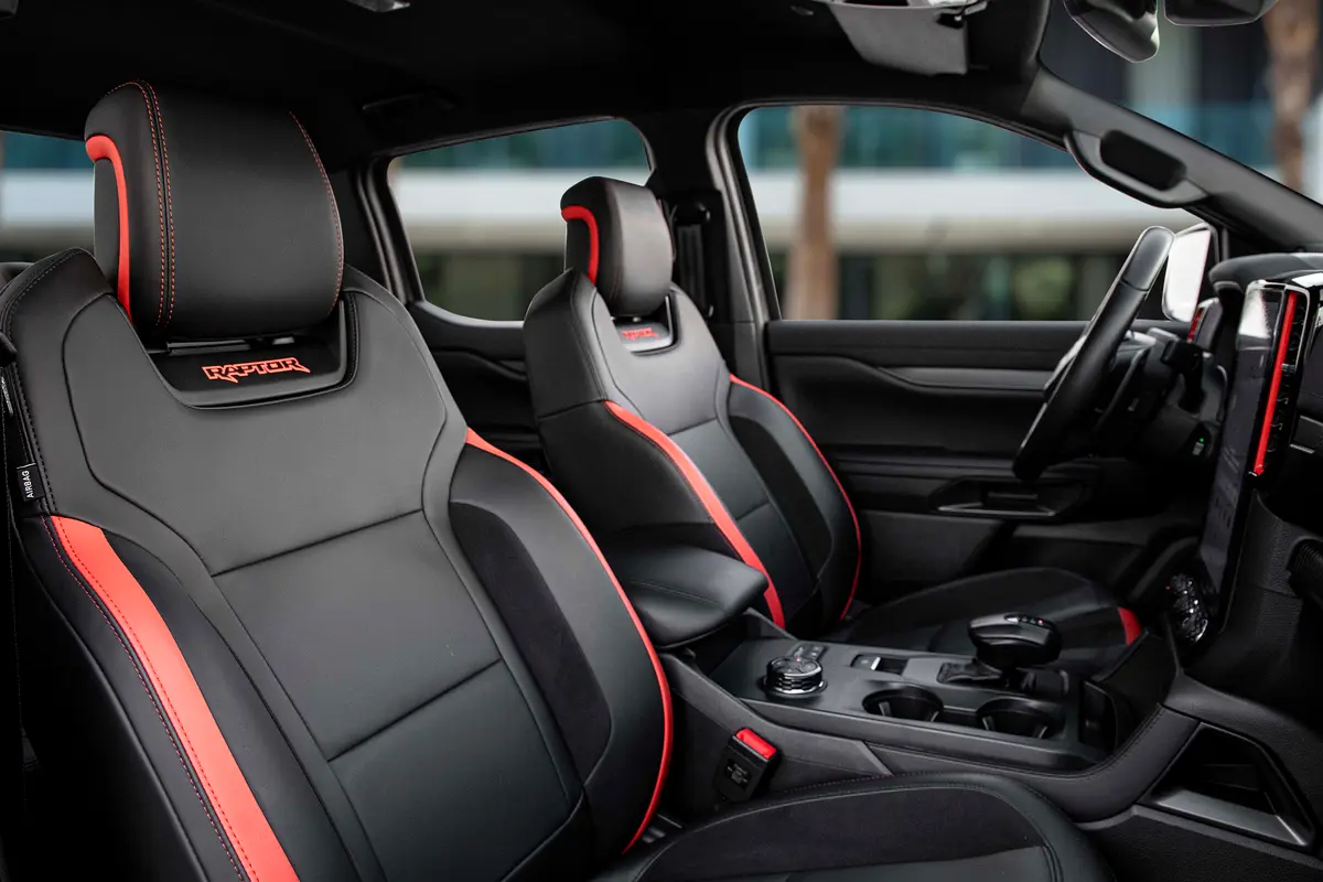 FORD Ranger Raptor 2024 - photo 11 - Import Émirats | International Cars