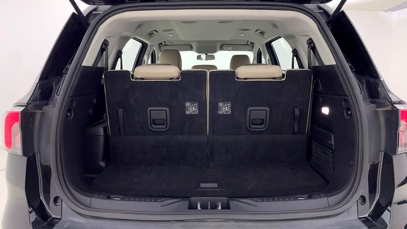 FORD Everest XLS 2024 - photo 11 - Import Émirats | International Cars