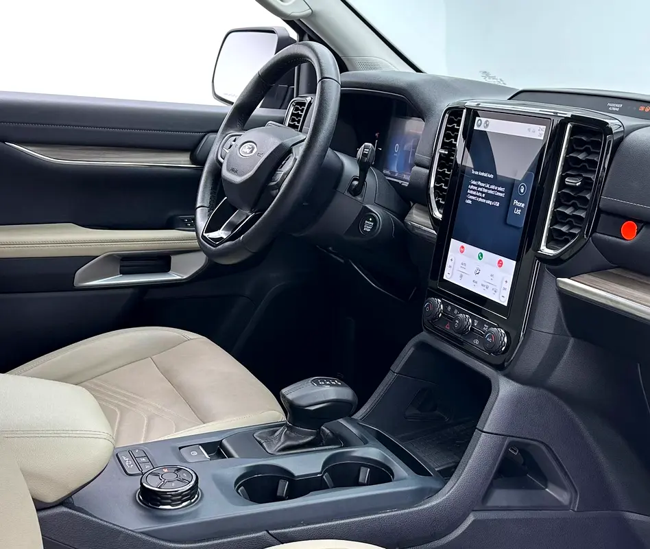FORD Everest XLT 2024 - photo 12 - Import Émirats | International Cars