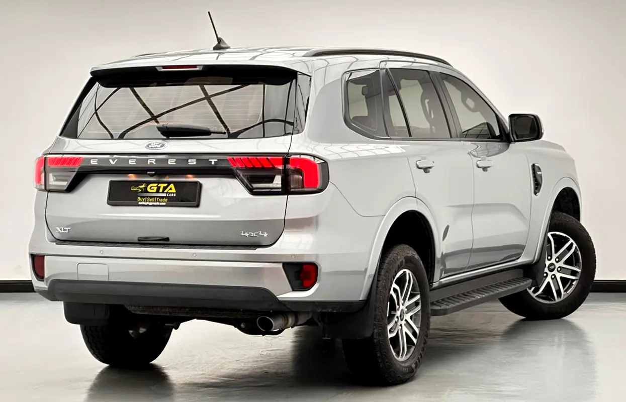 FORD Everest XLT 2024 - photo 4 - Import Émirats | International Cars