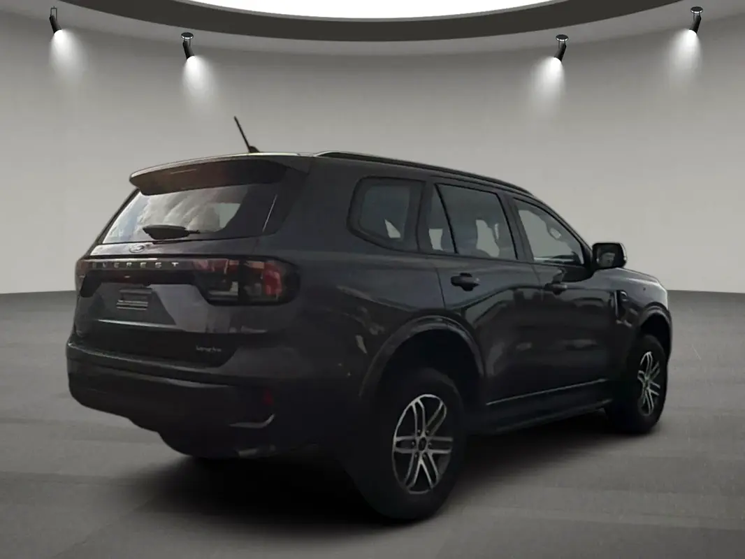 FORD Everest XLT 2024 - photo 5 - Import Émirats | International Cars