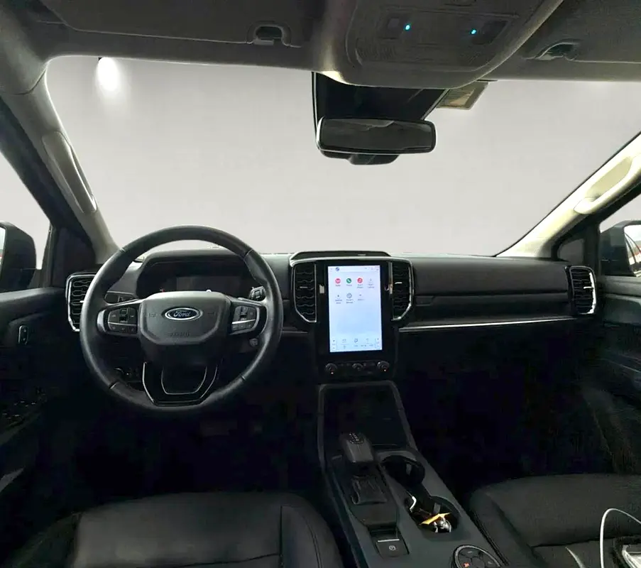 FORD Everest XLT 2024 - photo 9 - Import Émirats | International Cars