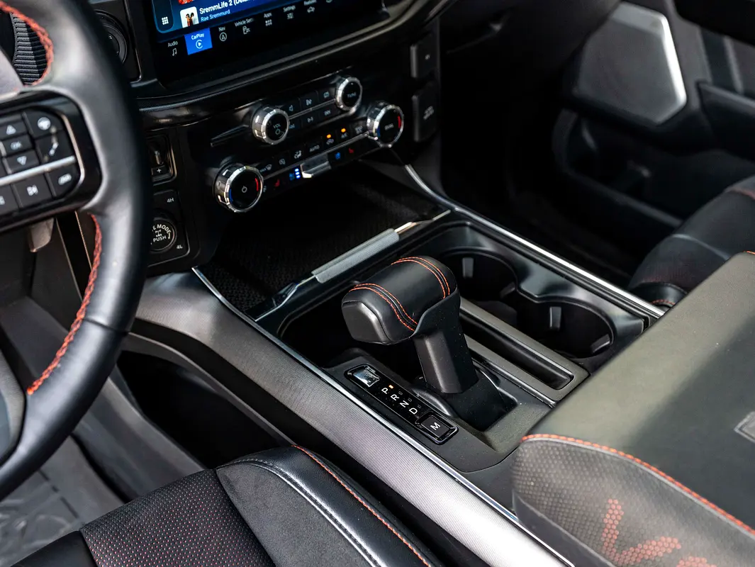 FORD F-Series Raptor R 2024 - photo 12 - Import Émirats | International Cars