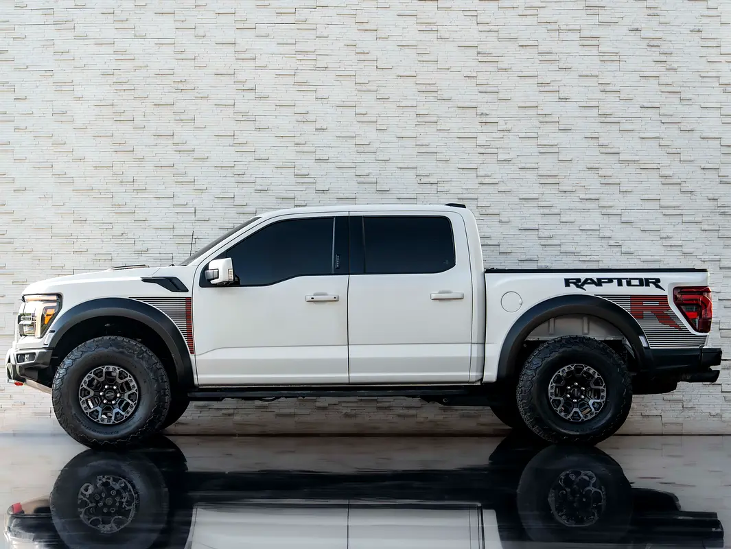FORD F-Series Raptor R 2024 - photo 6 - Import Émirats | International Cars