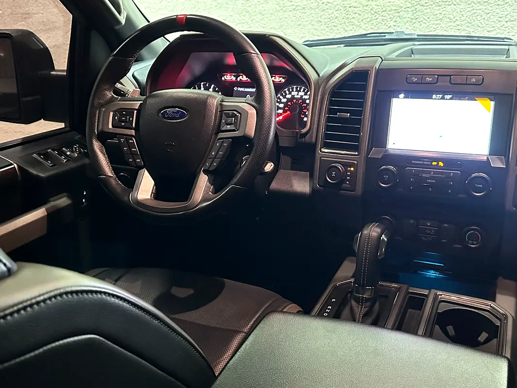 FORD F-Series Raptor 2018 - photo 11 - Import Émirats | International Cars