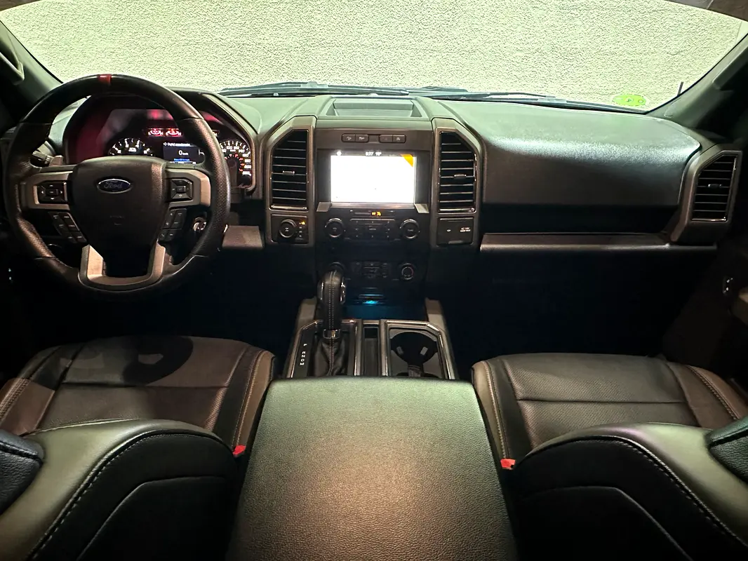 FORD F-Series Raptor 2018 - photo 8 - Import Émirats | International Cars