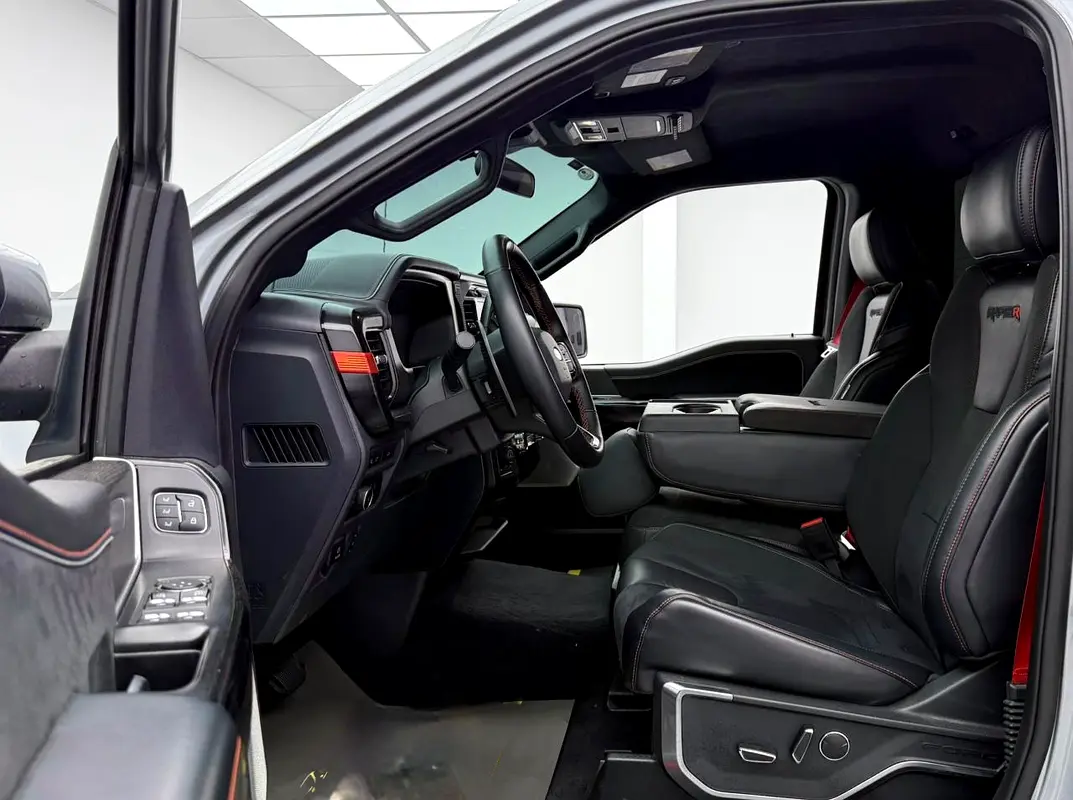 FORD F-Series Raptor R 2024 - photo 10 - Import Émirats | International Cars