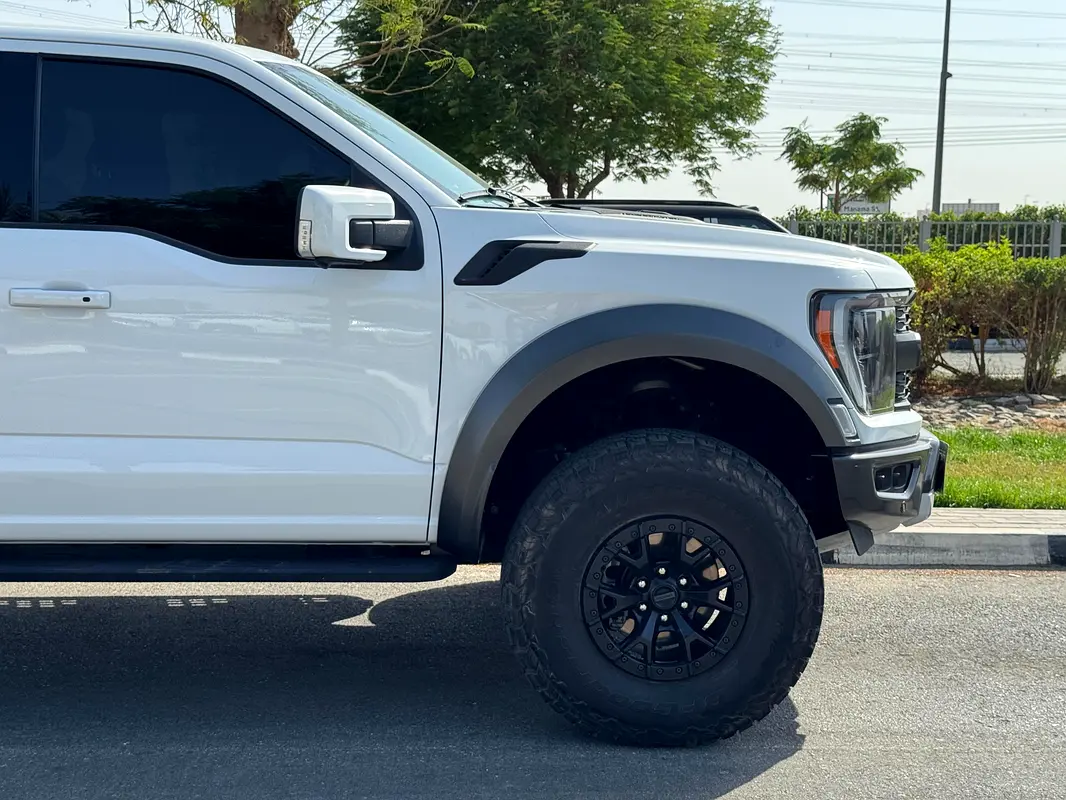 FORD F-150 Raptor 2023 - photo 5 - Import Émirats | International Cars