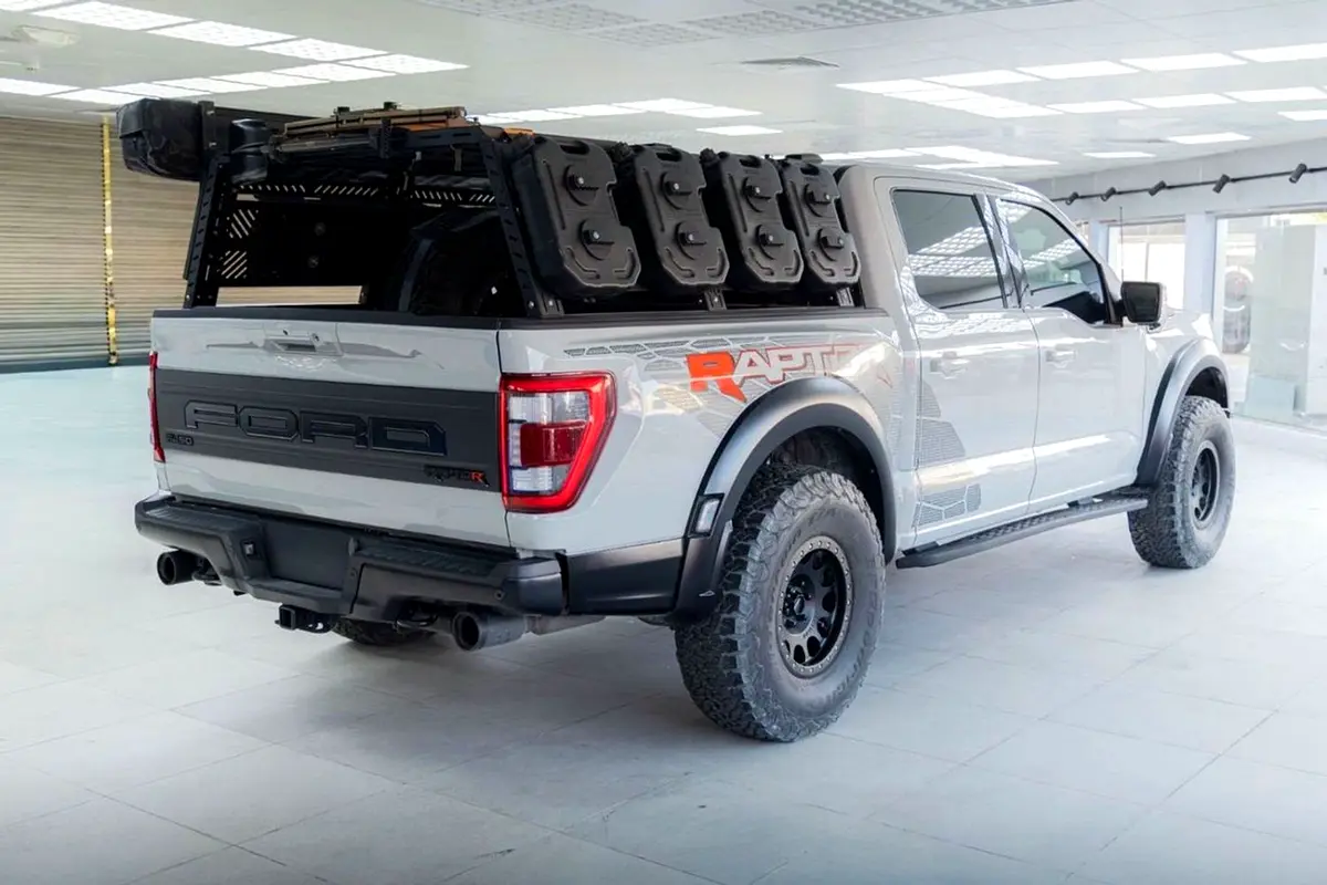 FORD F-150 Raptor R 2023 - photo 6 - Import Émirats | International Cars