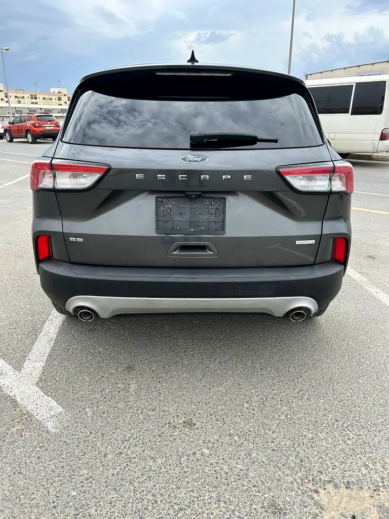 FORD Escape SE 2020 - photo 2 - Import Émirats | International Cars