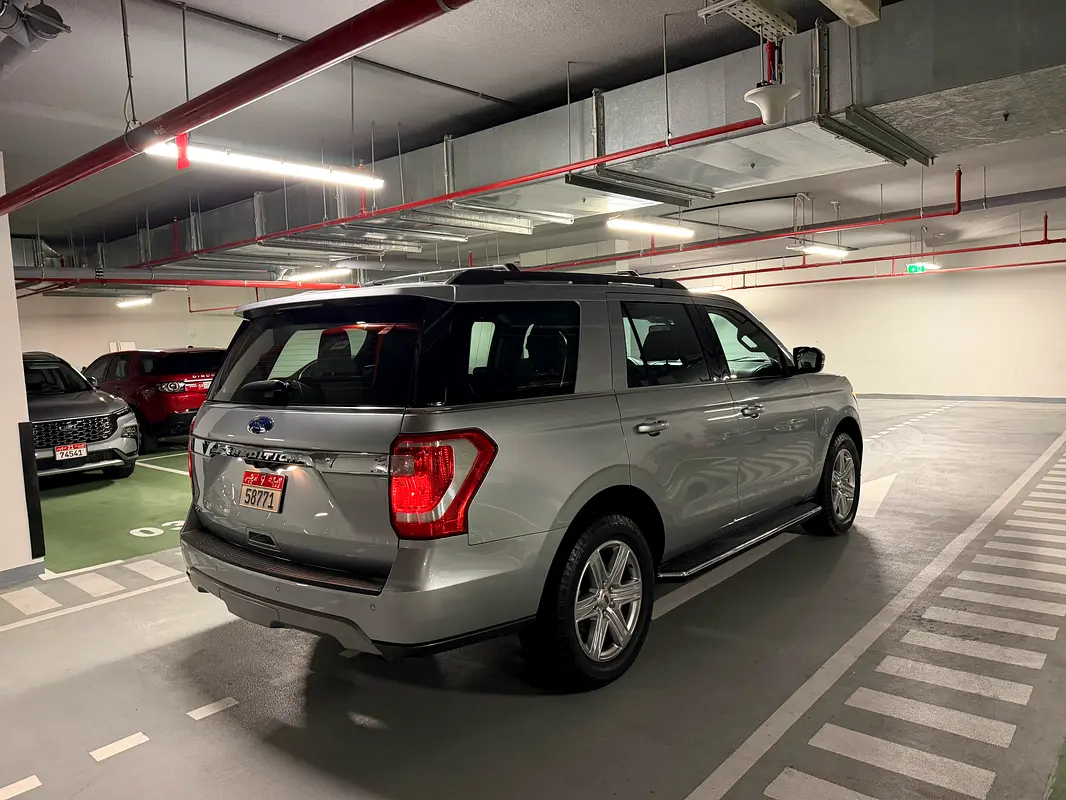 FORD Expedition XLT 2021 - photo 4 - Import Émirats | International Cars