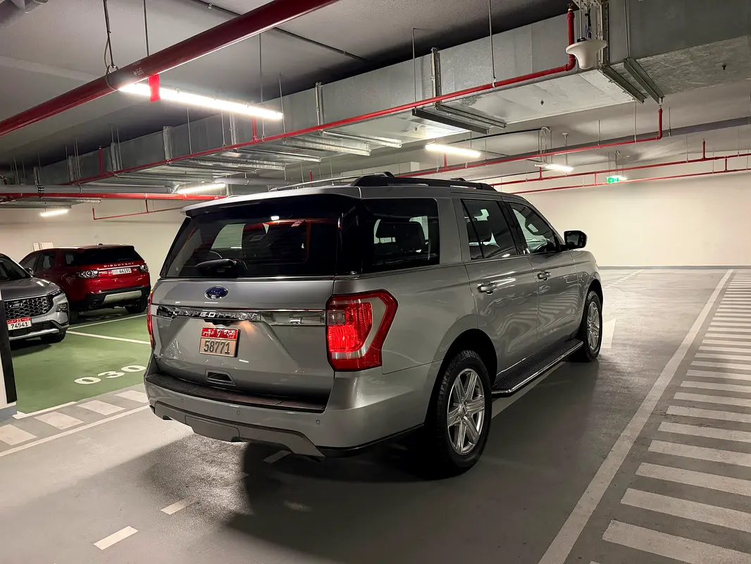 FORD Expedition XLT 2021 - photo 5 - Import Émirats | International Cars