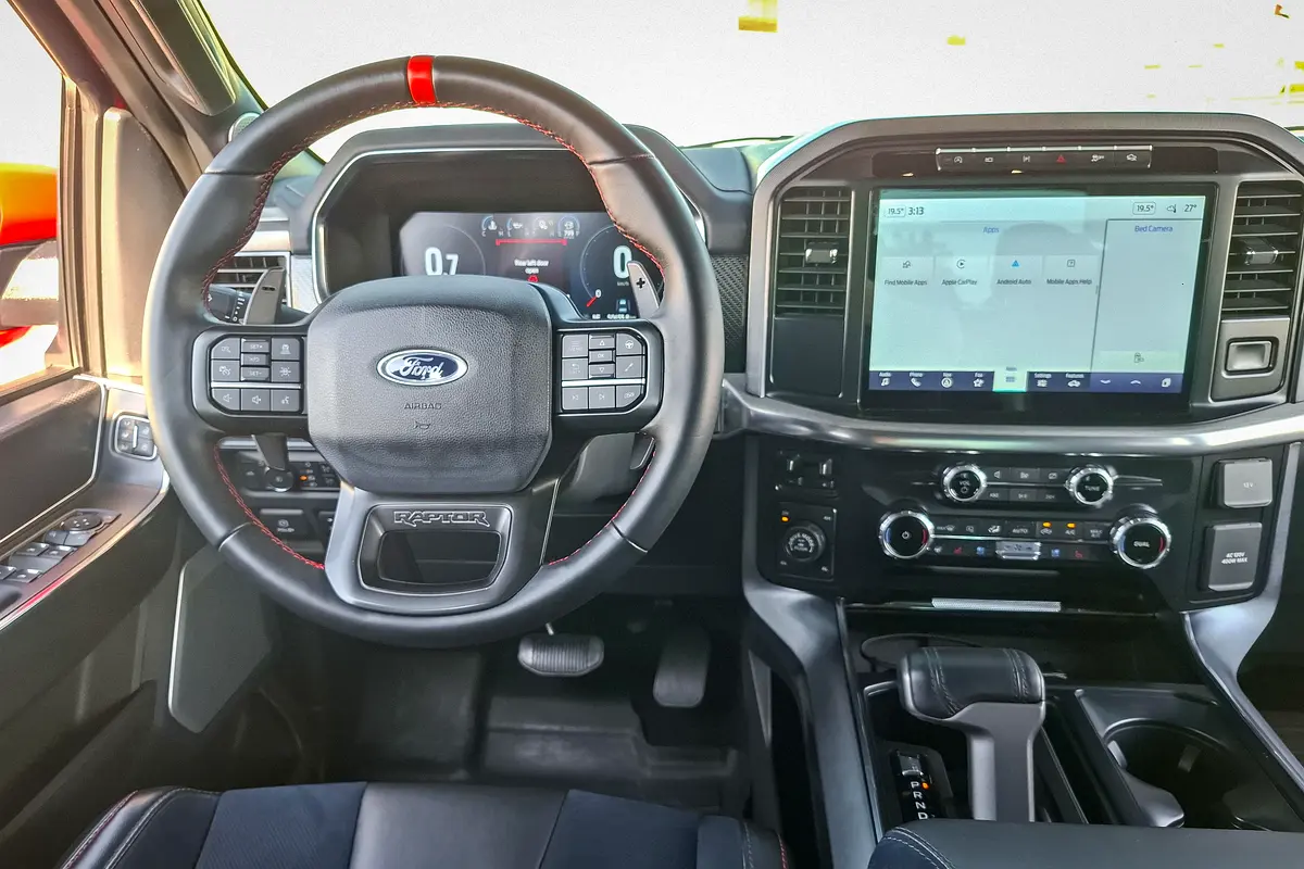 FORD F-Series Pickup Raptor 2022 - photo 10 - Import Émirats | International Cars