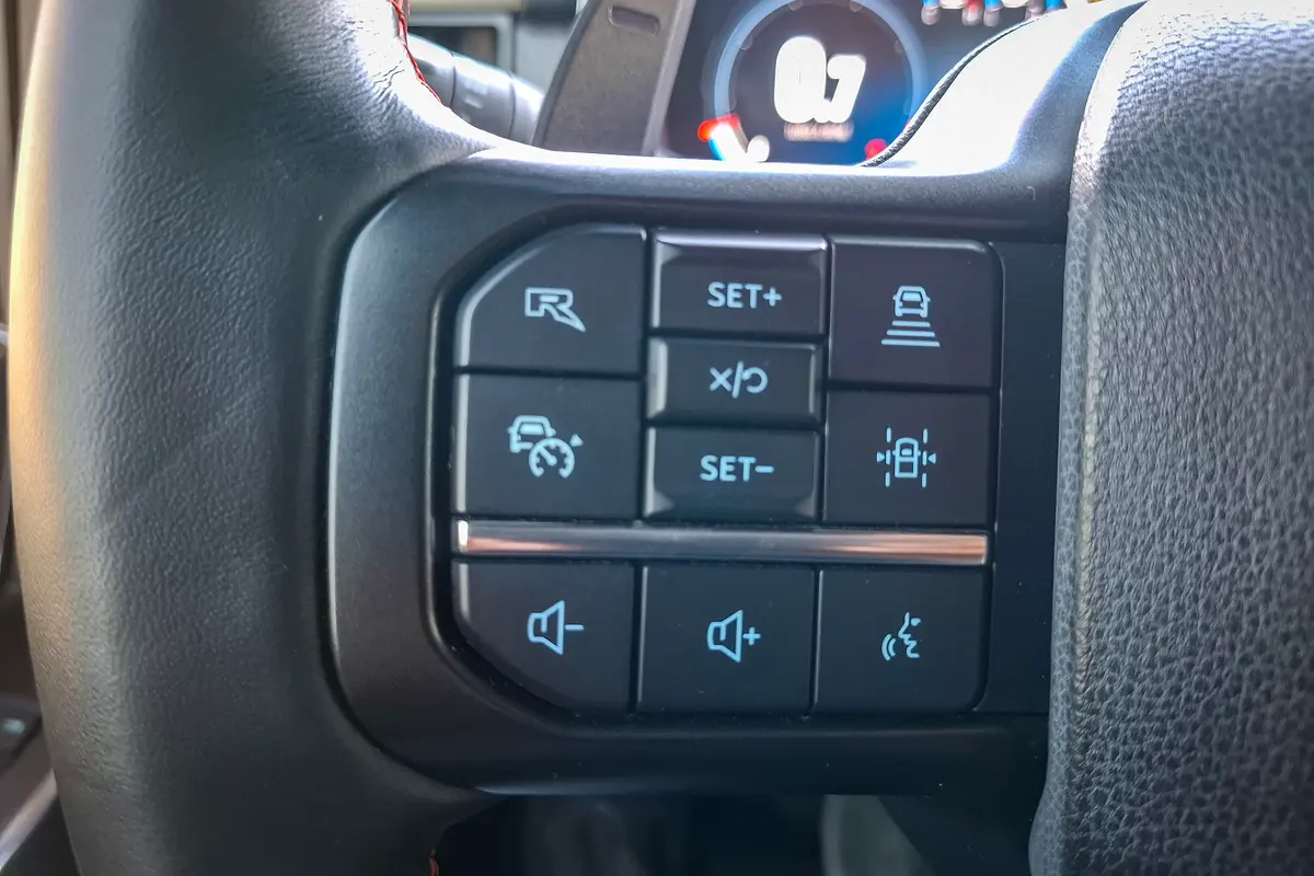 FORD F-Series Pickup Raptor 2022 - photo 11 - Import Émirats | International Cars