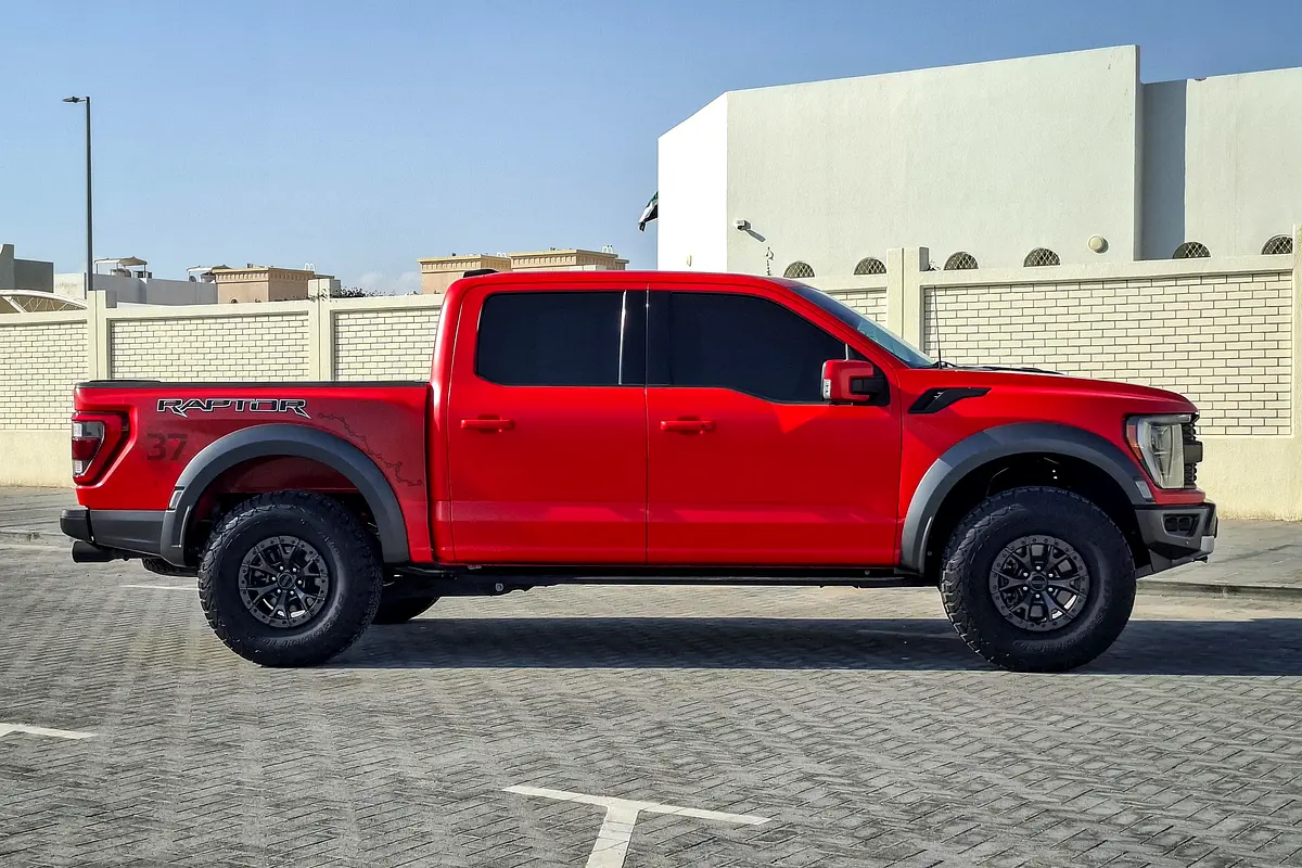 FORD F-Series Pickup Raptor 2022 - photo 4 - Import Émirats | International Cars