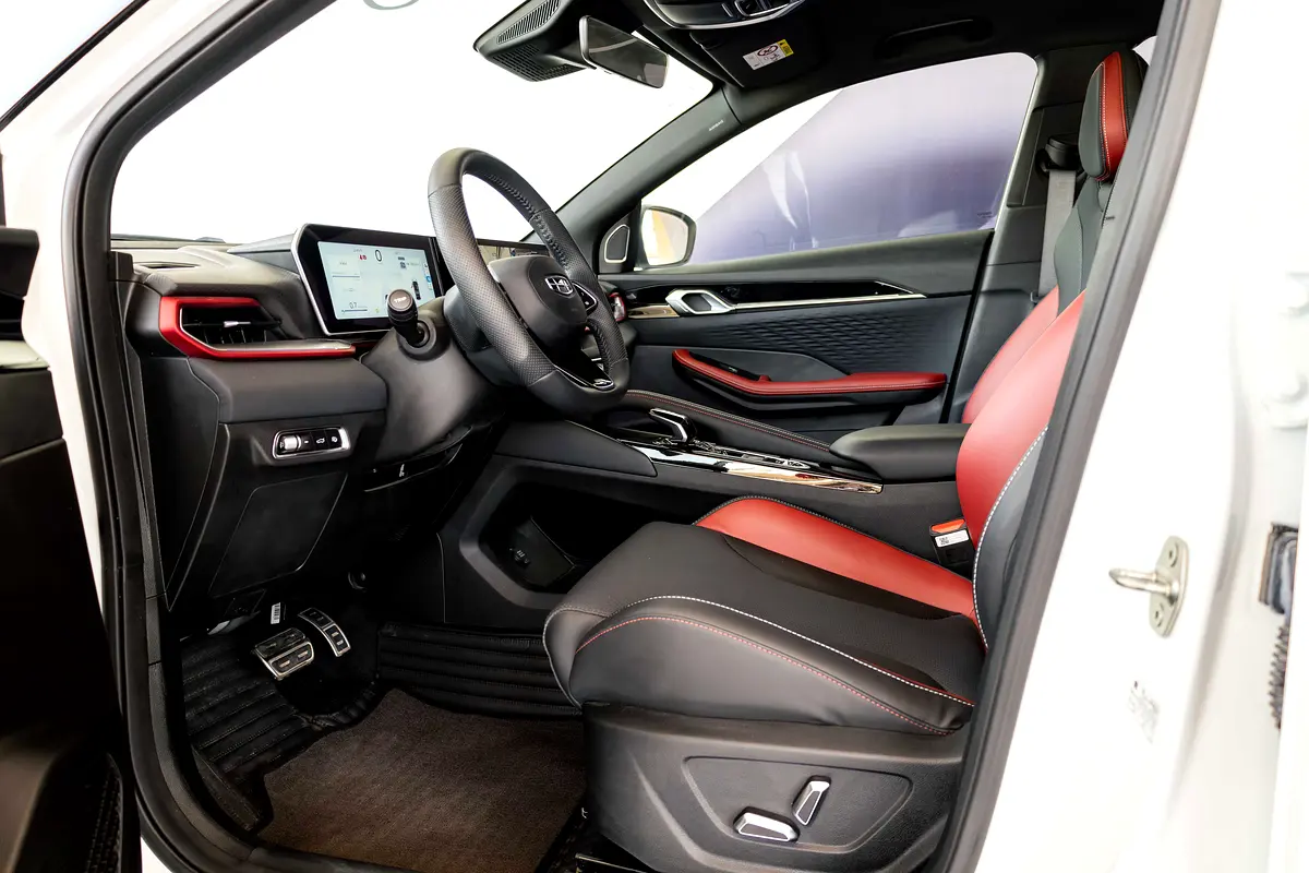 GEELY Coolray GF 2024 - photo 8 - Import Émirats | International Cars