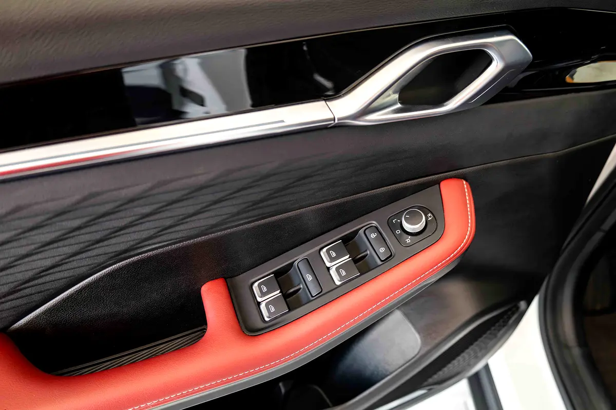 GEELY Coolray GF 2024 - photo 9 - Import Émirats | International Cars