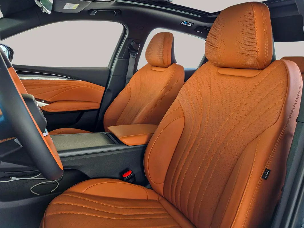 GEELY Preface GF 2026 - photo 2 - Import Émirats | International Cars