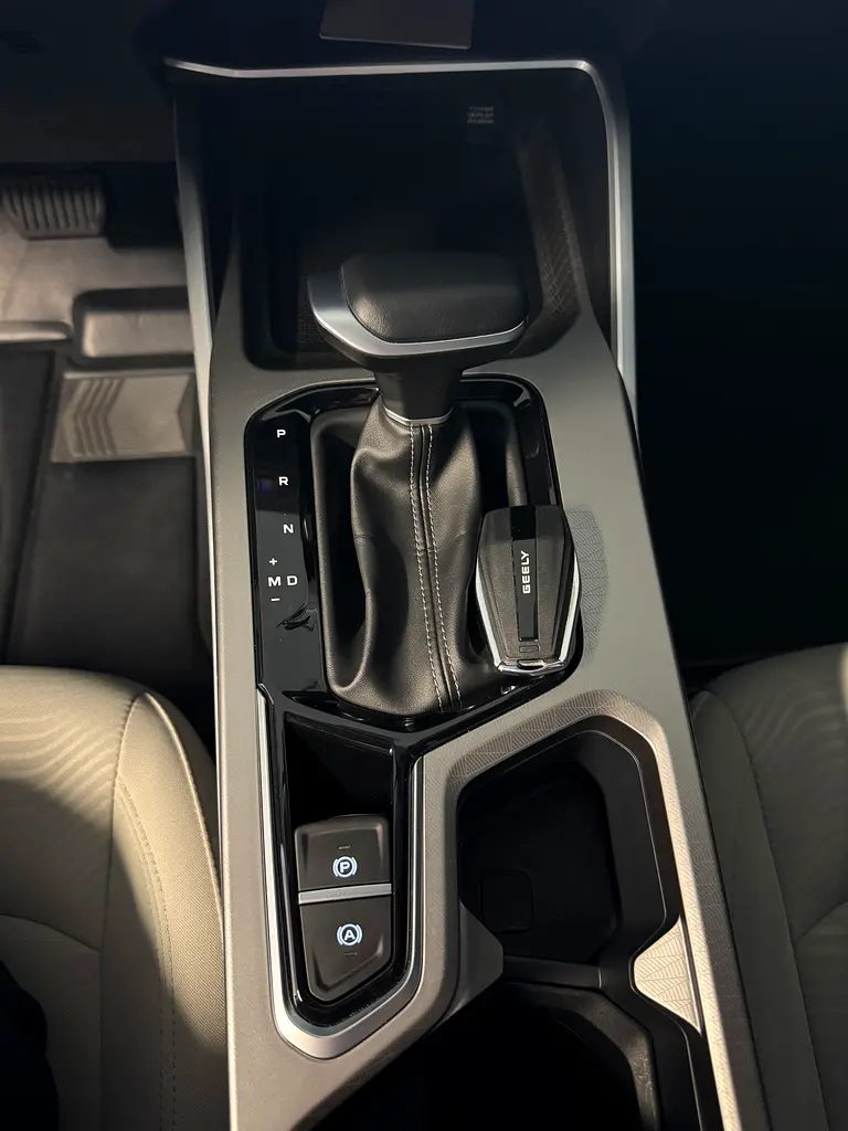 GEELY Emgrand GS 2025 - photo 7 - Import Émirats | International Cars