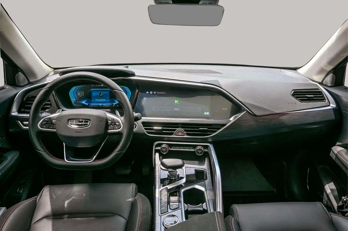 GEELY Tugella GF+ 2025 - photo 9 - Import Émirats | International Cars