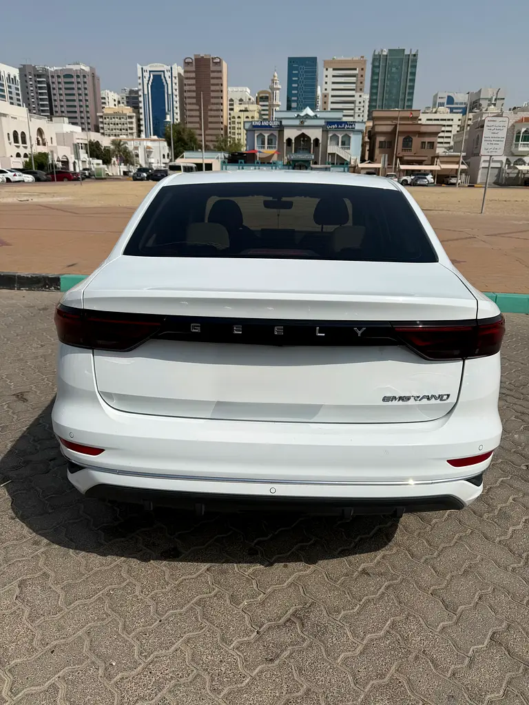 GEELY Emgrand GS 2025 - photo 4 - Import Émirats | International Cars