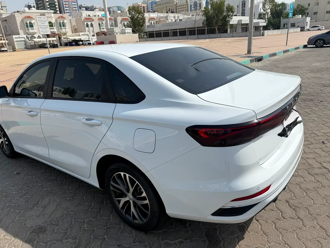 GEELY Emgrand GS 2025 - photo 6 - Import Émirats | International Cars