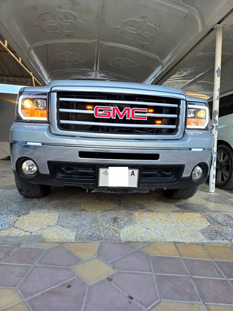GMC Sierra SLE 2013 - photo 5 - Import Émirats | International Cars