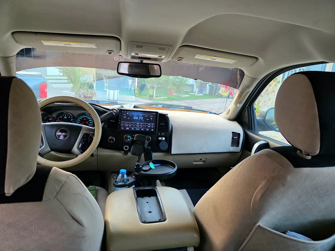 GMC Sierra SLE 2013 - photo 9 - Import Émirats | International Cars