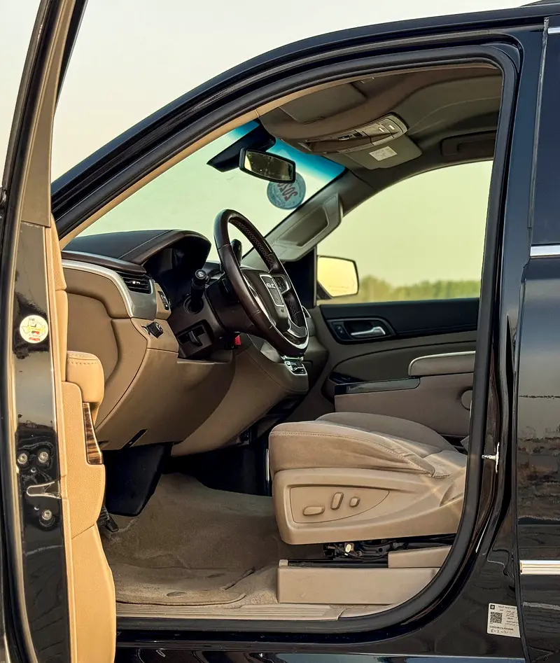 GMC Yukon XL SLE 2020 - photo 8 - Import Émirats | International Cars