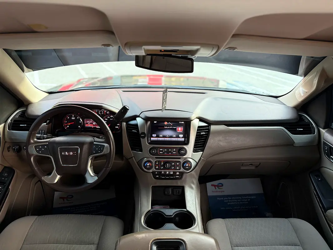 GMC Yukon XL SLE 2015 - photo 10 - Import Émirats | International Cars