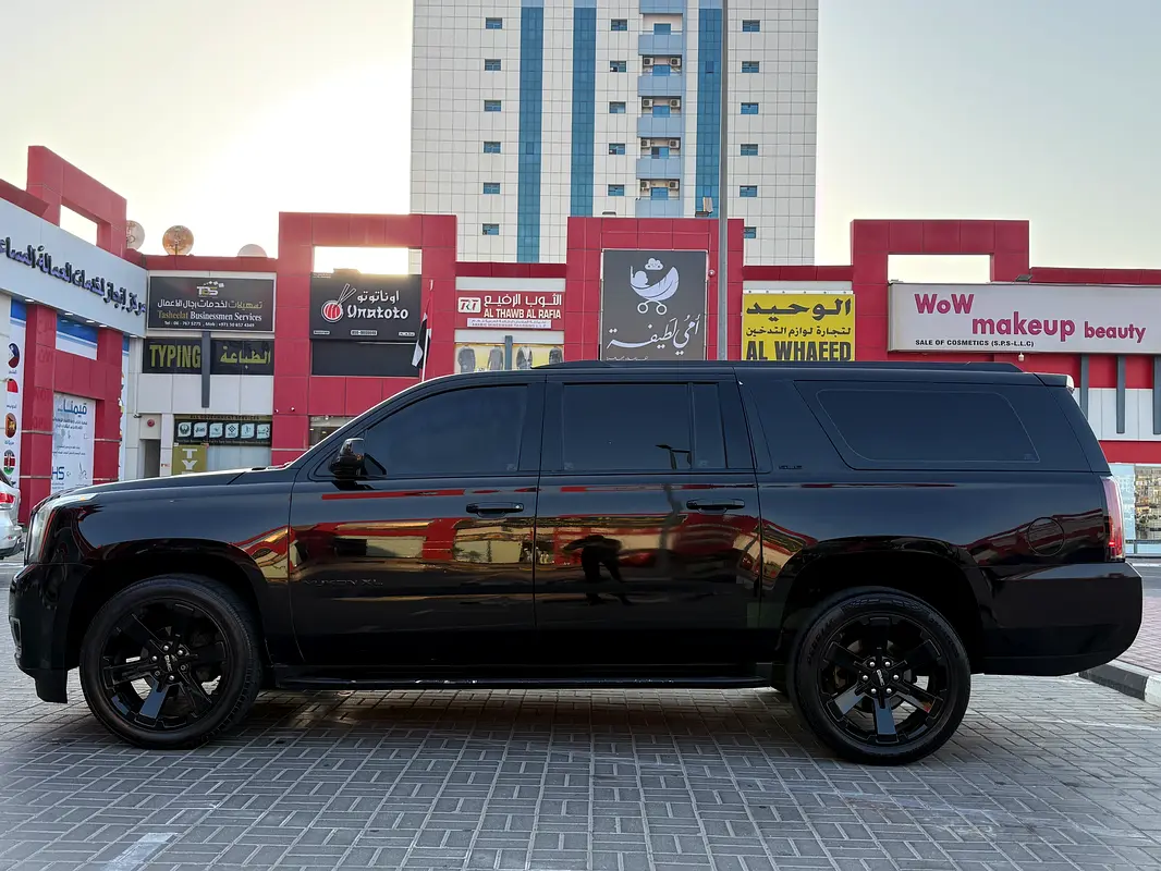 GMC Yukon XL SLE 2015 - photo 4 - Import Émirats | International Cars