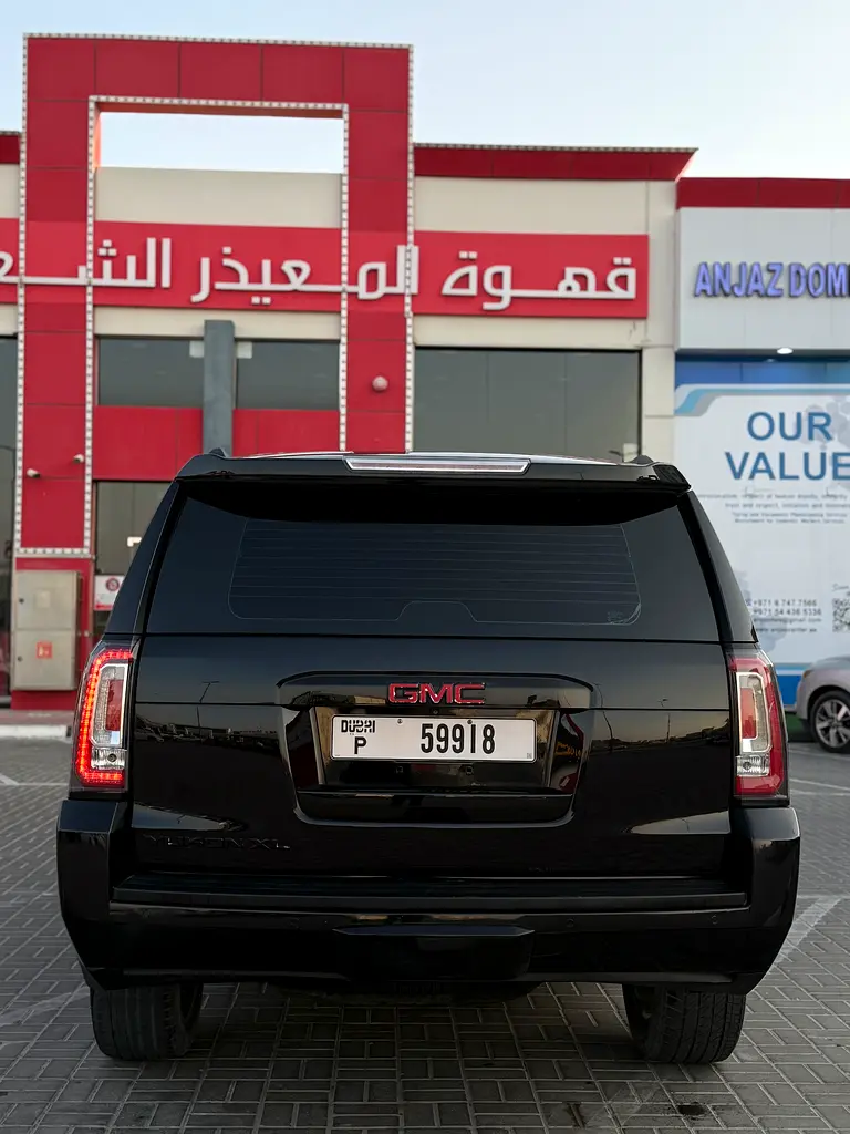 GMC Yukon XL SLE 2015 - photo 5 - Import Émirats | International Cars