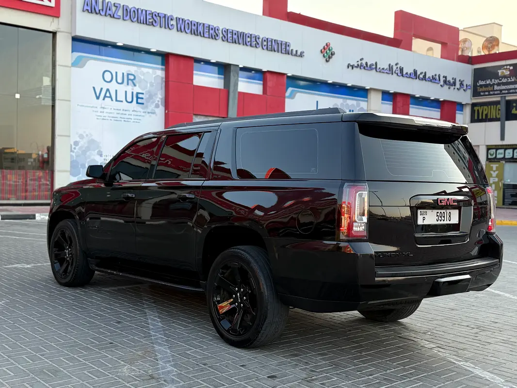GMC Yukon XL SLE 2015 - photo 7 - Import Émirats | International Cars
