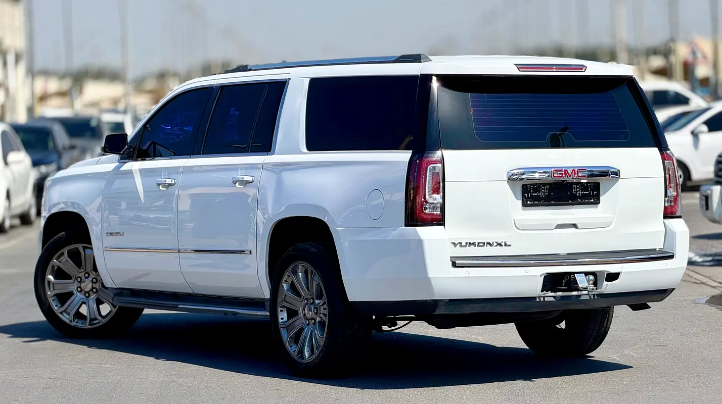 GMC Yukon XL Denali 2015 - photo 4 - Import Émirats | International Cars