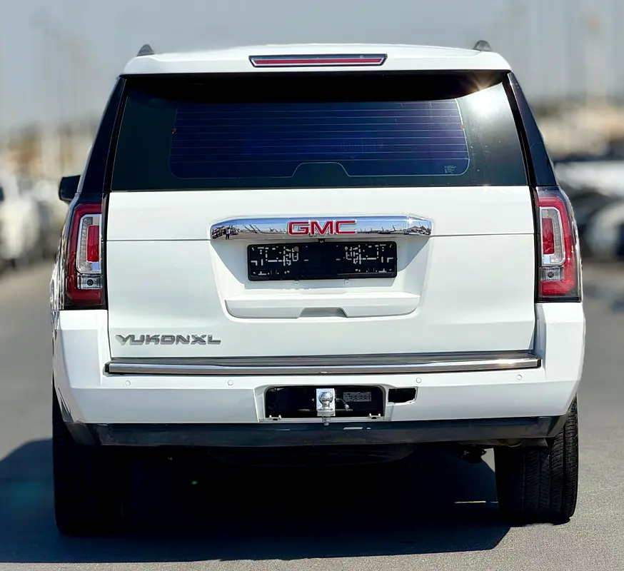 GMC Yukon XL Denali 2015 - photo 6 - Import Émirats | International Cars