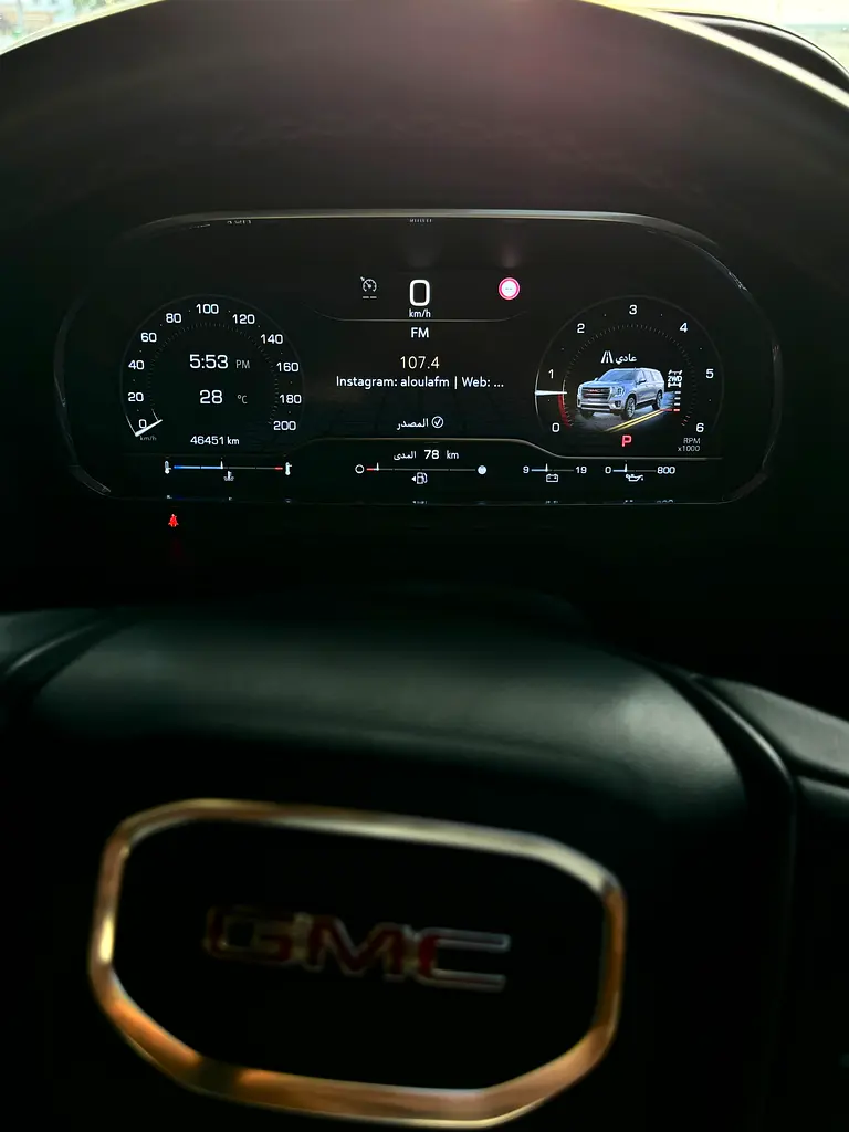 GMC Yukon AT4 2023 - photo 3 - Import Émirats | International Cars