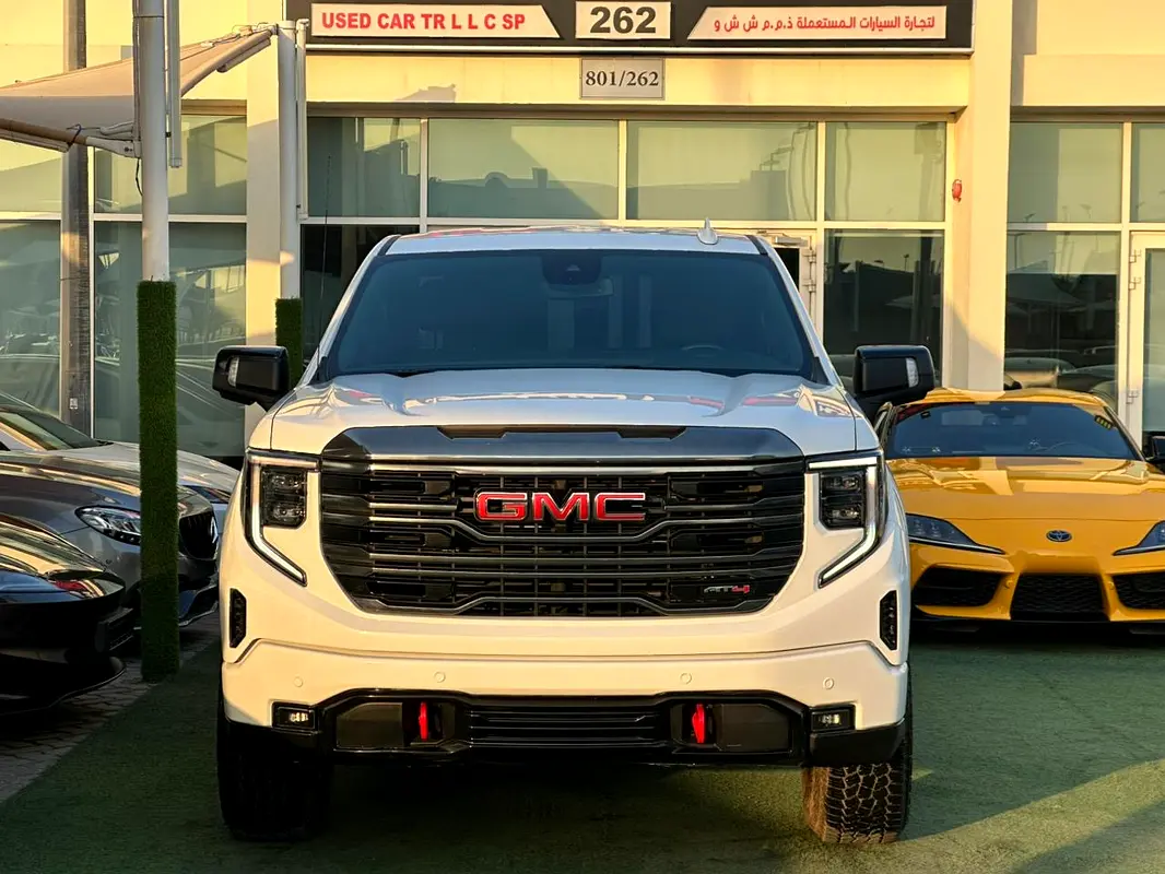 GMC Sierra 1500 AT4 2022 - photo 5 - Import Émirats | International Cars