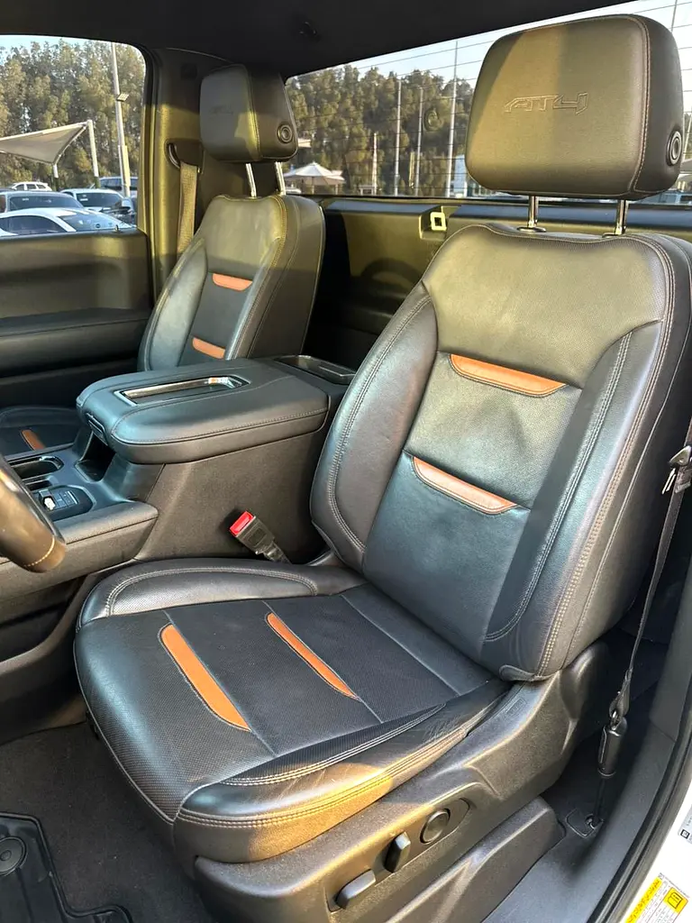 GMC Sierra 1500 AT4 2022 - photo 9 - Import Émirats | International Cars