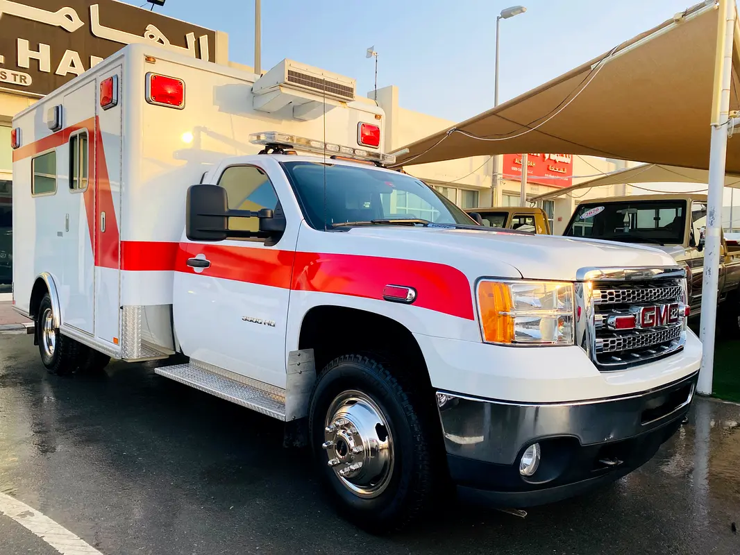 GMC Sierra 3500 HD 2013 - photo 2 - Import Émirats | International Cars