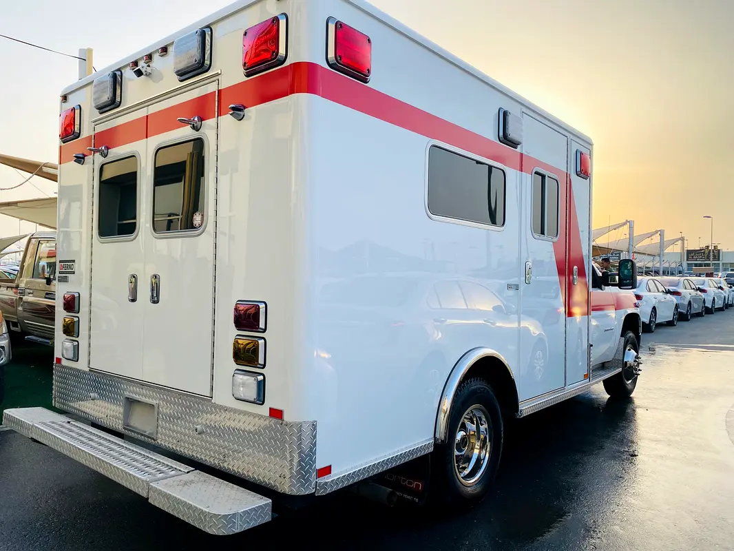 GMC Sierra 3500 HD 2013 - photo 5 - Import Émirats | International Cars