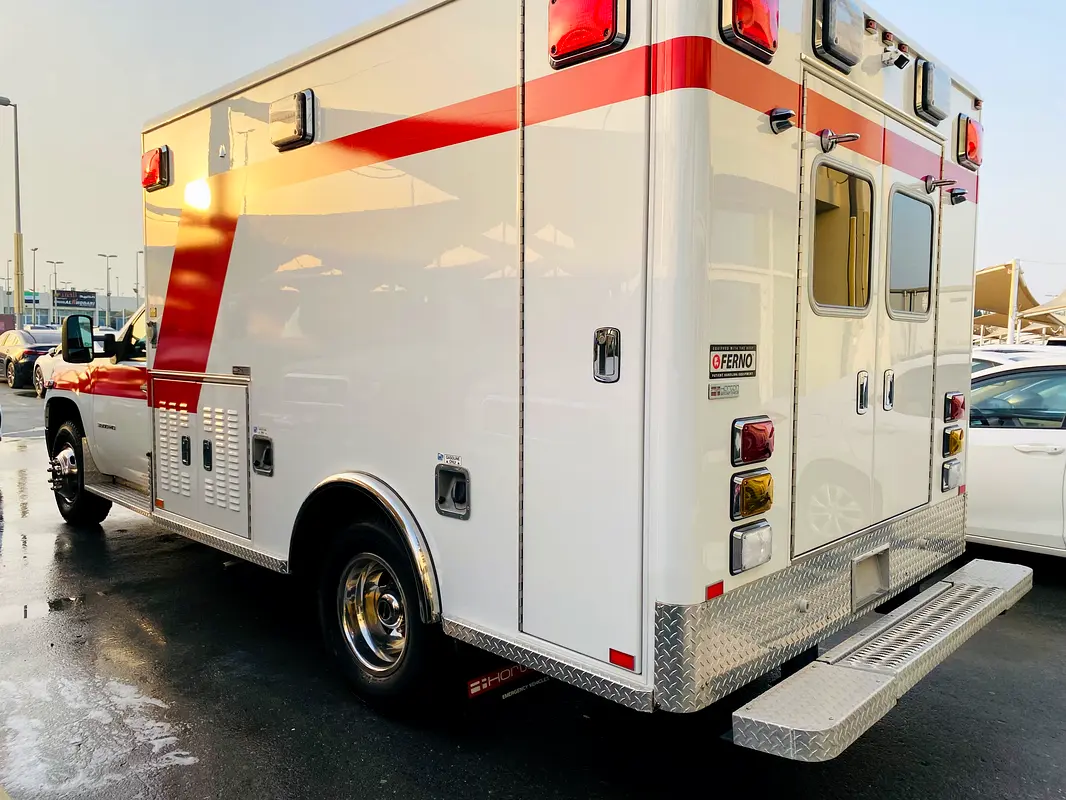 GMC Sierra 3500 HD 2013 - photo 6 - Import Émirats | International Cars