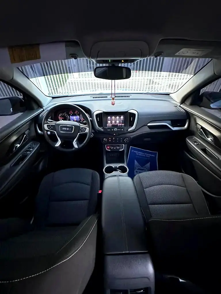 GMC Terrain SLE 2022 - photo 5 - Import Émirats | International Cars