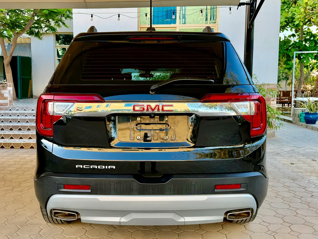 GMC Acadia SLE 2023 - photo 3 - Import Émirats | International Cars