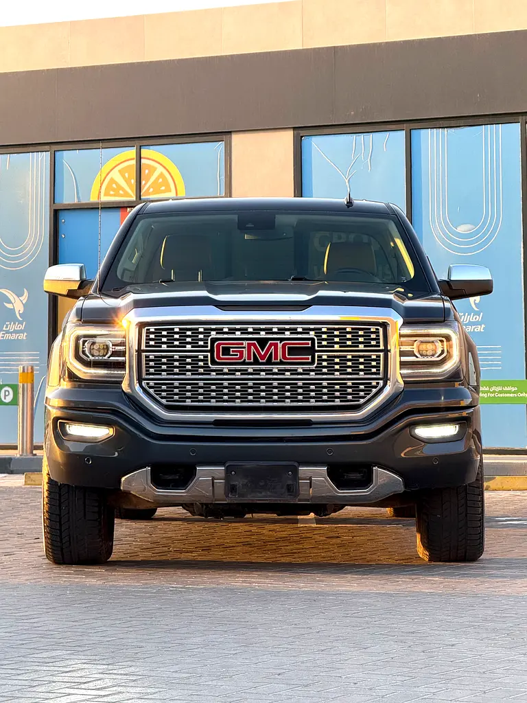 GMC Sierra 3500 HD Denali 2017