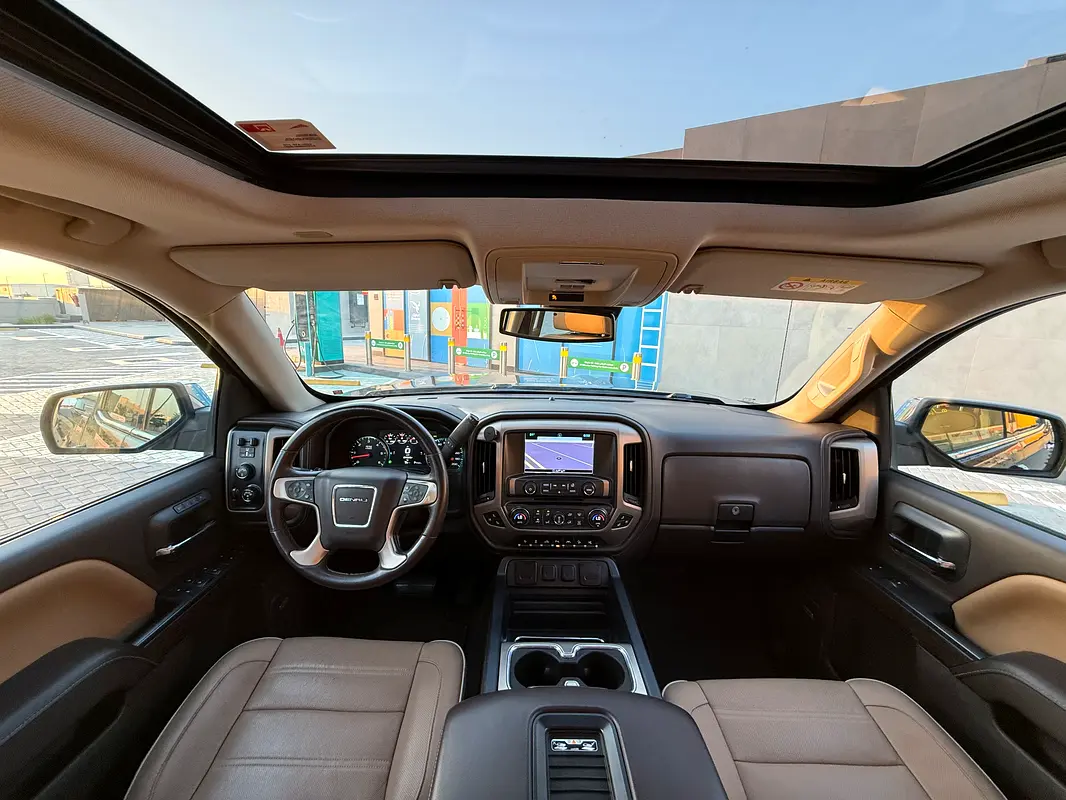 GMC Sierra 3500 HD Denali 2017 - photo 11 - Import Émirats | International Cars