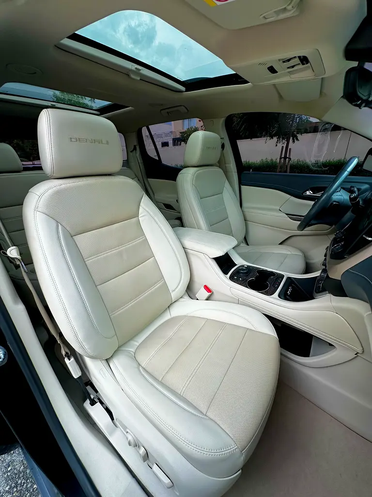 GMC Acadia Denali 2021 - photo 10 - Import Émirats | International Cars