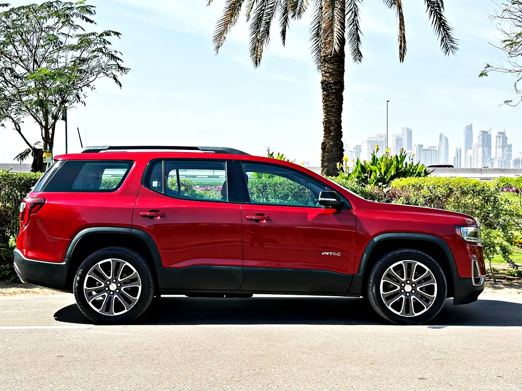 GMC Acadia AT4 2023 - photo 2 - Import Émirats | International Cars