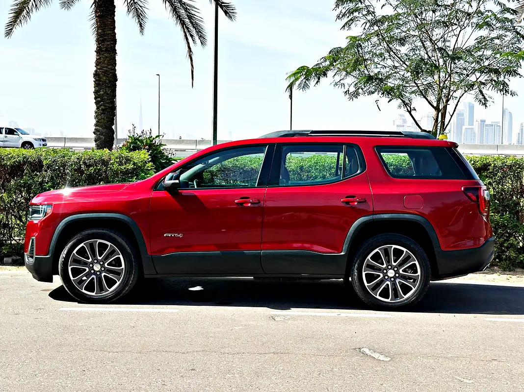 GMC Acadia AT4 2023 - photo 3 - Import Émirats | International Cars