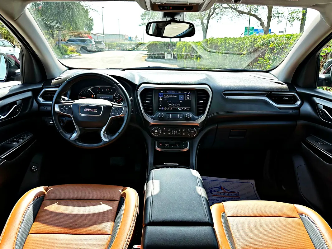 GMC Acadia AT4 2023 - photo 7 - Import Émirats | International Cars